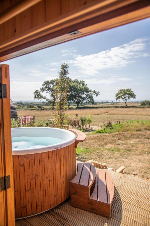 Hooe Barnhorn Glamping 빌라 외부 사진